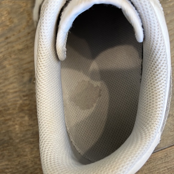 Nike Air Force 1 Size 9 - pre-loved - Picture 7 of 8